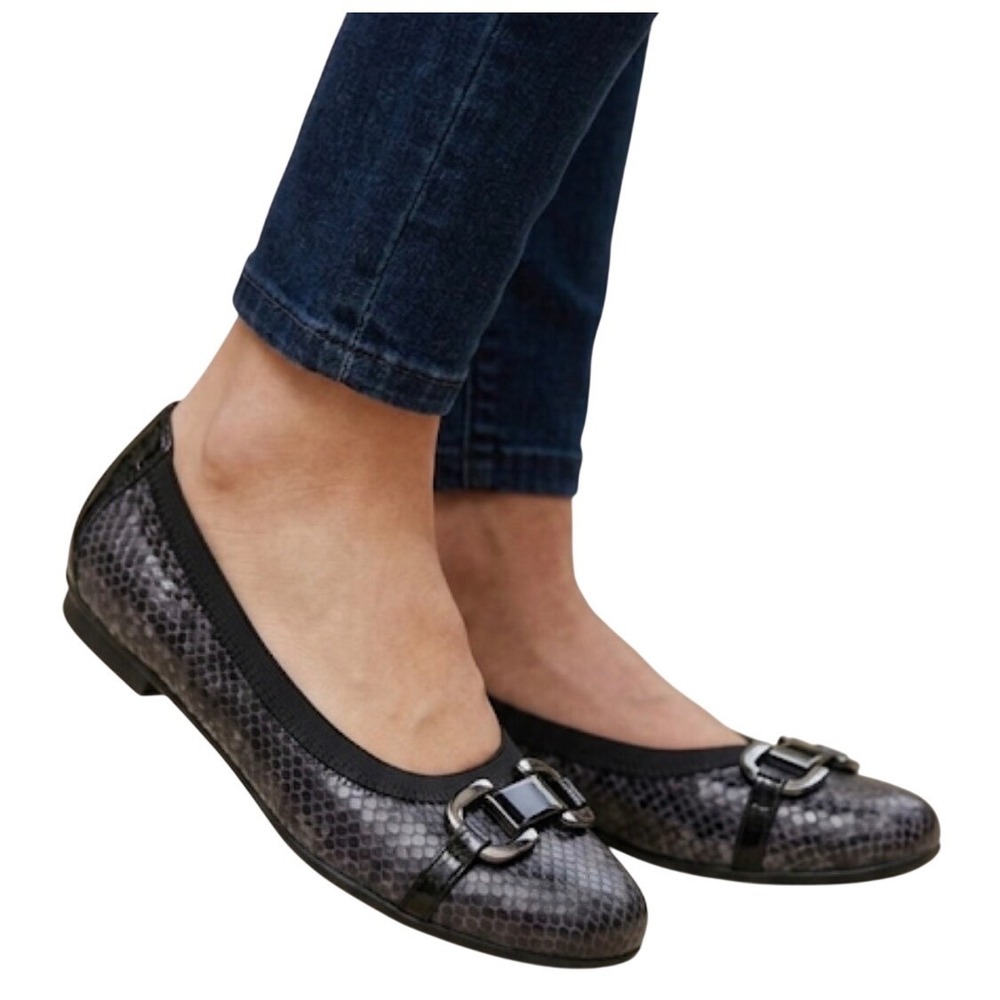 Munro Snakeskin Embossed Leather Ballet Flats Buckle Size 6.5‎ Wide